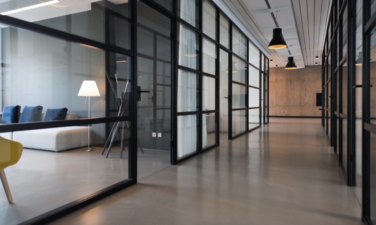 The Impact of a Clean Business Environment on Long Beach's Customer Satisfaction